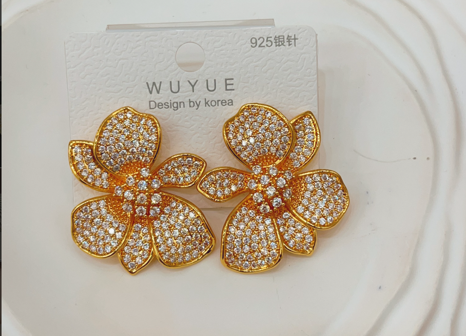 Vintage Gold Tone Sparkling Crystal Big Flower Dangle Earrings 925 Silver Post For Party