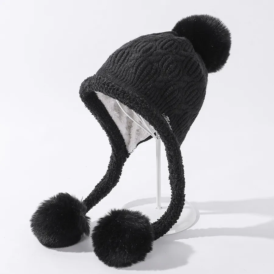 Ladies Autumn And Winter New Style Stitching Lamb Wool Hat - Black