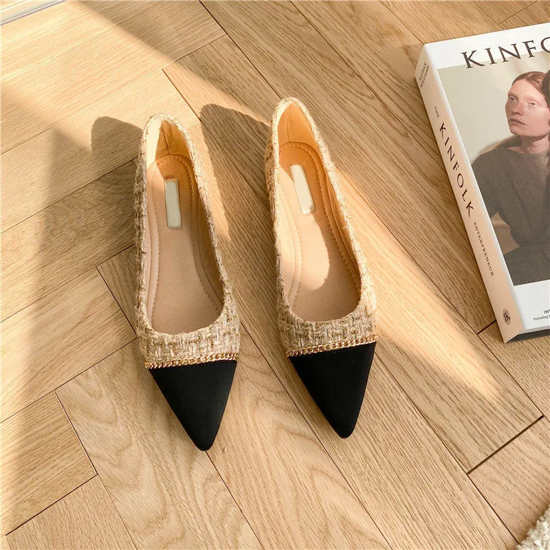 Women's Pointed Toe Flat Shallow Chain Flat Shoes - Apricot