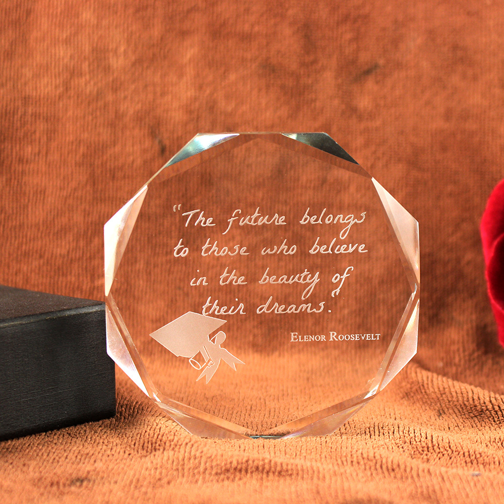 Inner Carved Crystal Paperweight (Transparent-80x80x12MM)
