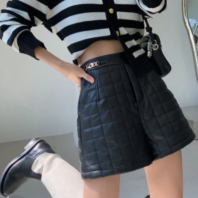 Women's Autumn And Winter Casual Fashionable Loose Leather Shorts Black - Shop at LoveMi