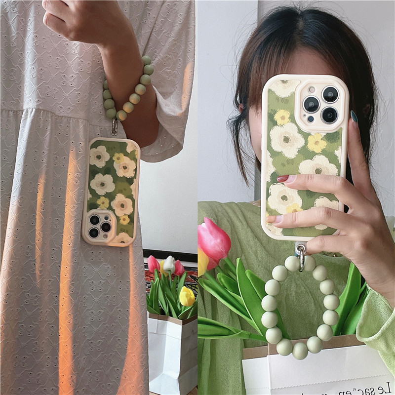 Oil Painting Green Flowers Hand-carried Circle Personalized Phone Case