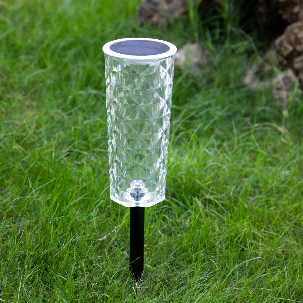 Solar garden lamp