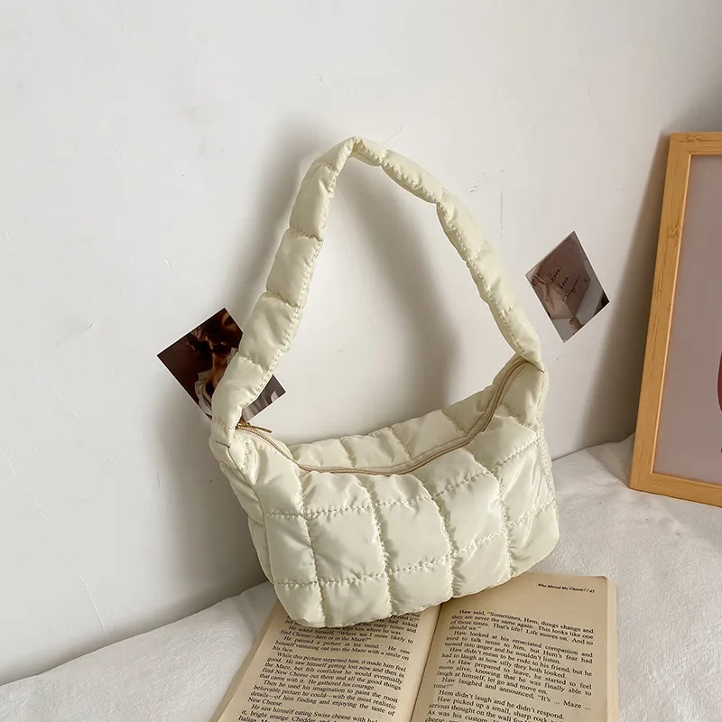 Lingge Embroidery Underarm Bag Niche Design Simple Dumpling Bag - White
