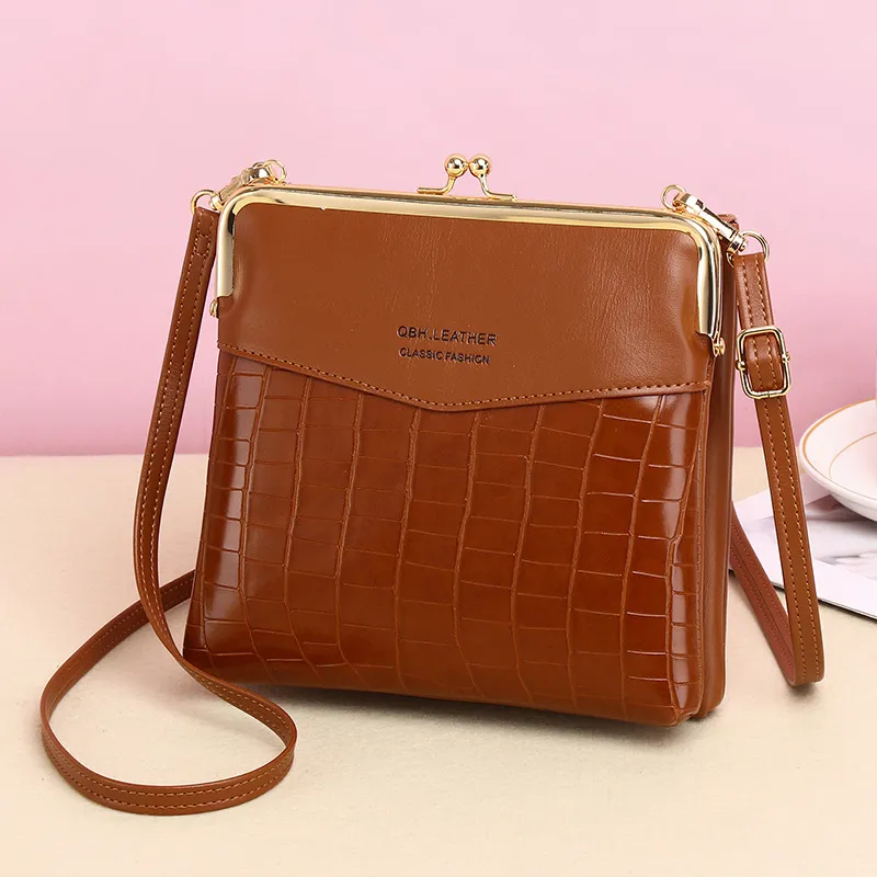 Lock Shoulder Bags Women Alligator Pattern Crossbody Phone Bag - Brown