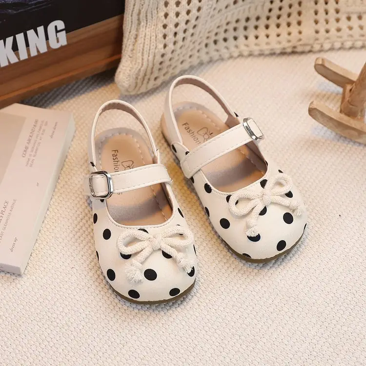 2026 Summer Fairy Style Baby Girls Closed Toe Ballet Sandals Bow Polka Dot Vintage Mary Jane Shoes Kids Casual Princess Sandals