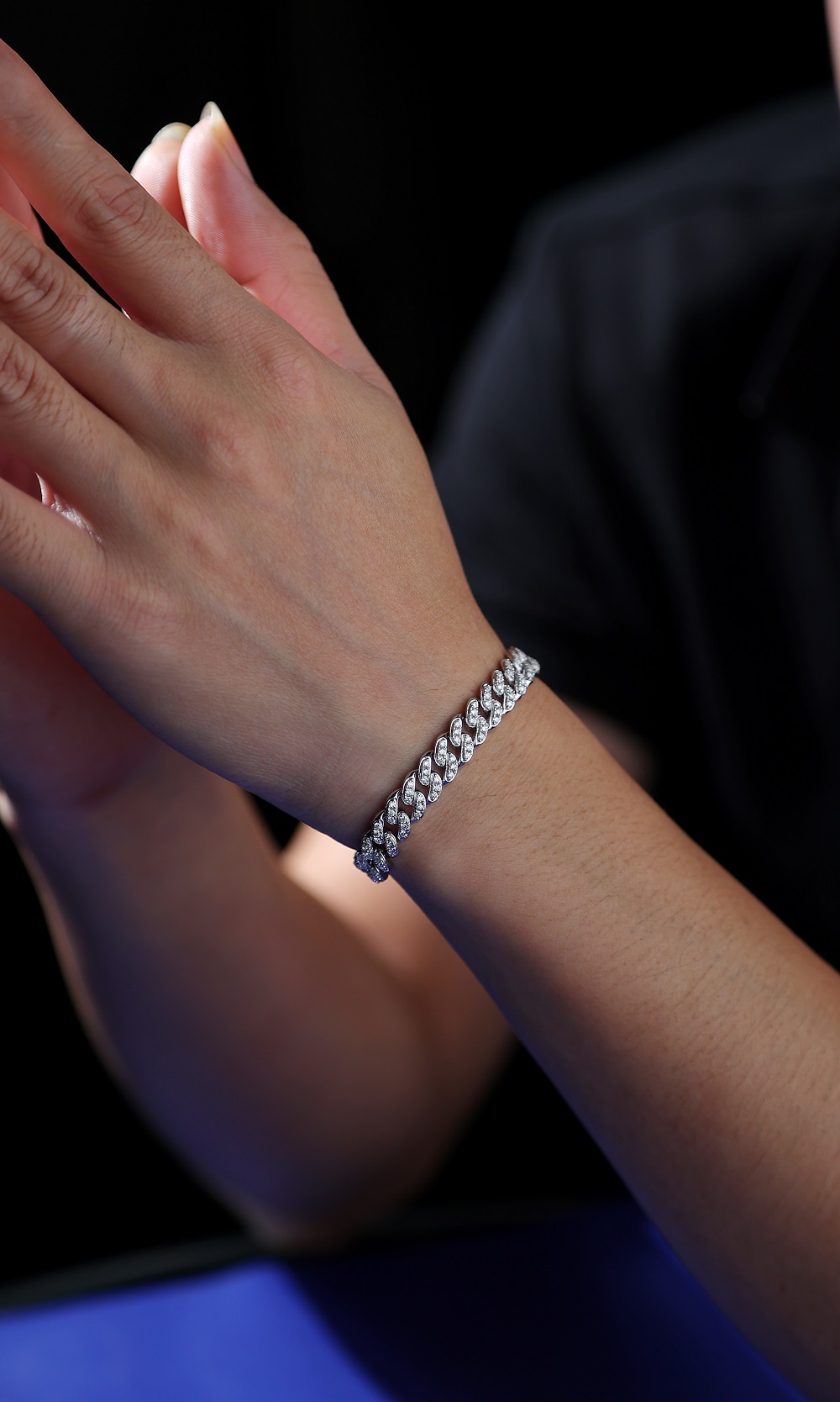 1The Light Of Faith Luxury Fashion Mossan Diamond S925 Silver Bracelet Prohibit Tk Sales