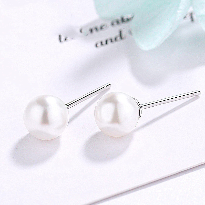 Korean Version Of Female Temperament Sweet Shell Round Pearl Earrings
