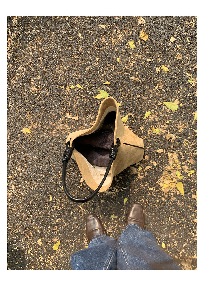Autumn Winter Retro Suede Contrast Color One-shoulder Bucket Bag