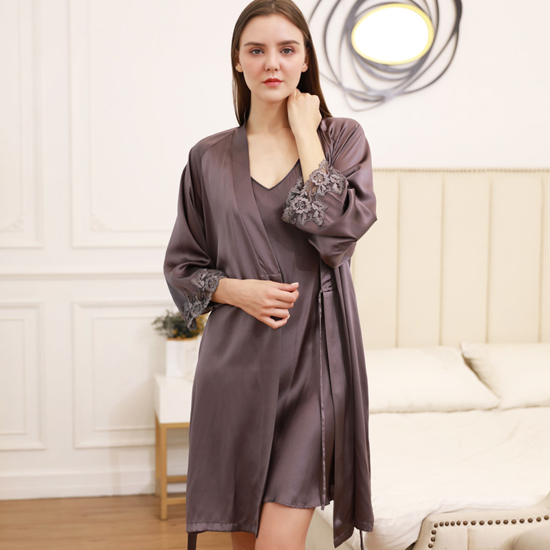 Title 6, Silkworm silk suspender nightdress