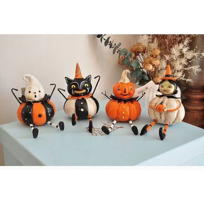 Retro Painted Black Cat Pumpkin Imp Ornament (Set without