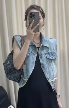 Denim Vest Women's High-end Chic Fashionable Vest Thin Sleeveless Tops For Women - Blue - View 1