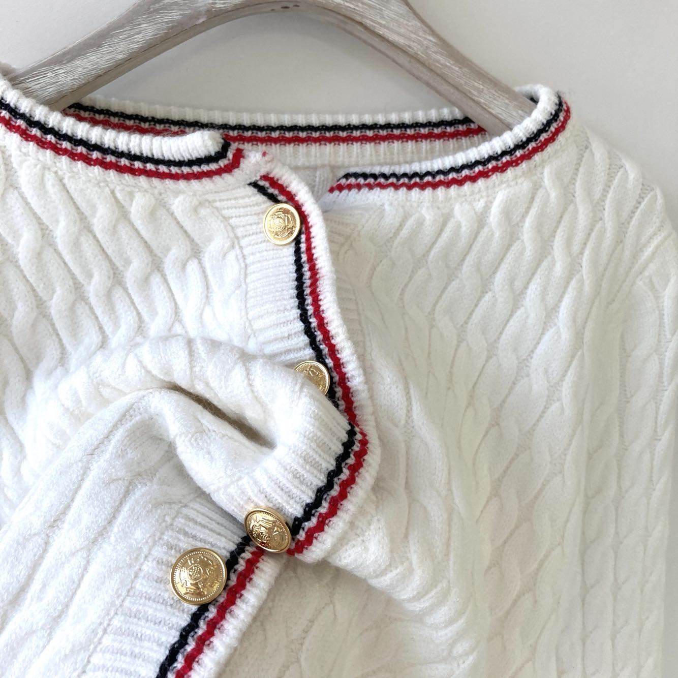 Simple High Quality Soft Autumn And Winter Top