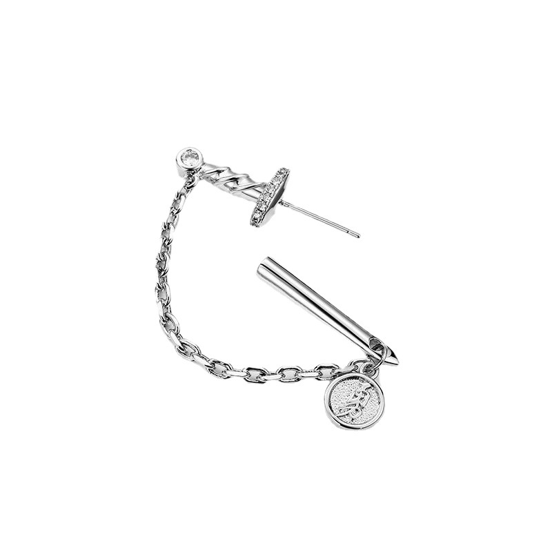 Designer Mulan Creative Chain Stud Earrings