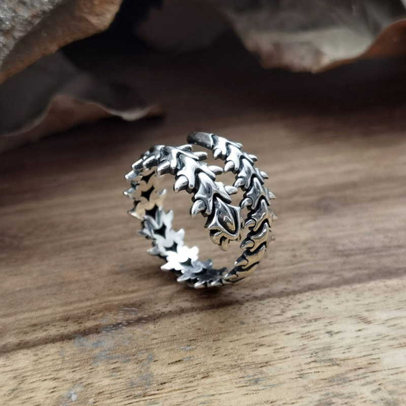 Punk Spine Skull Men's Ring