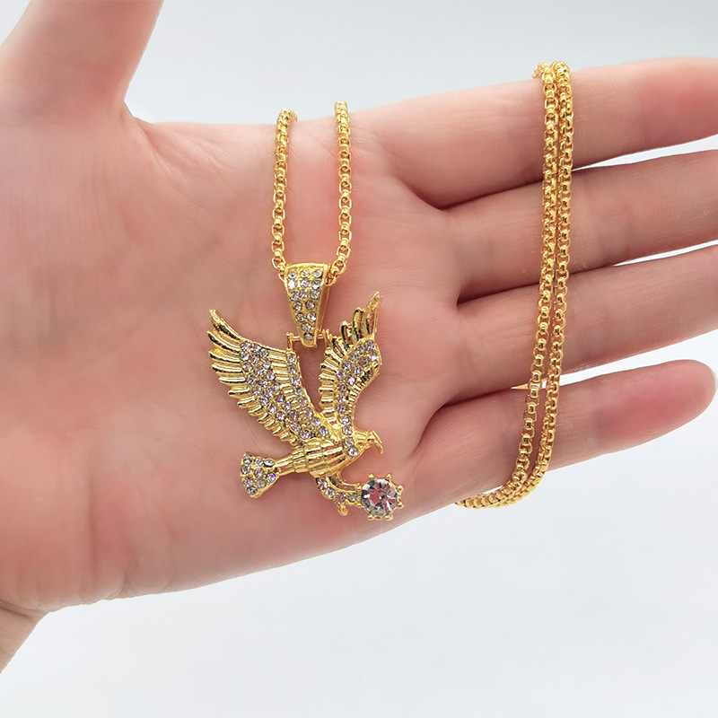 Title 5, Persoonlijkheid Eagle Hip Hop herenketting, een...