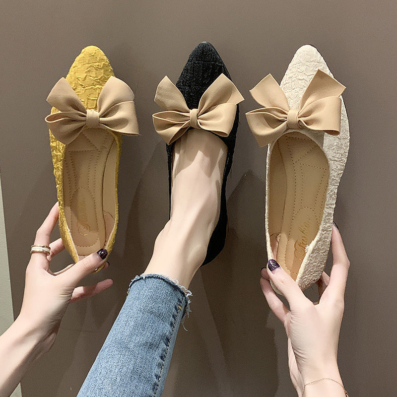 Women's Fashion Versatile Pointed Shallow Mouth Flat Shoes