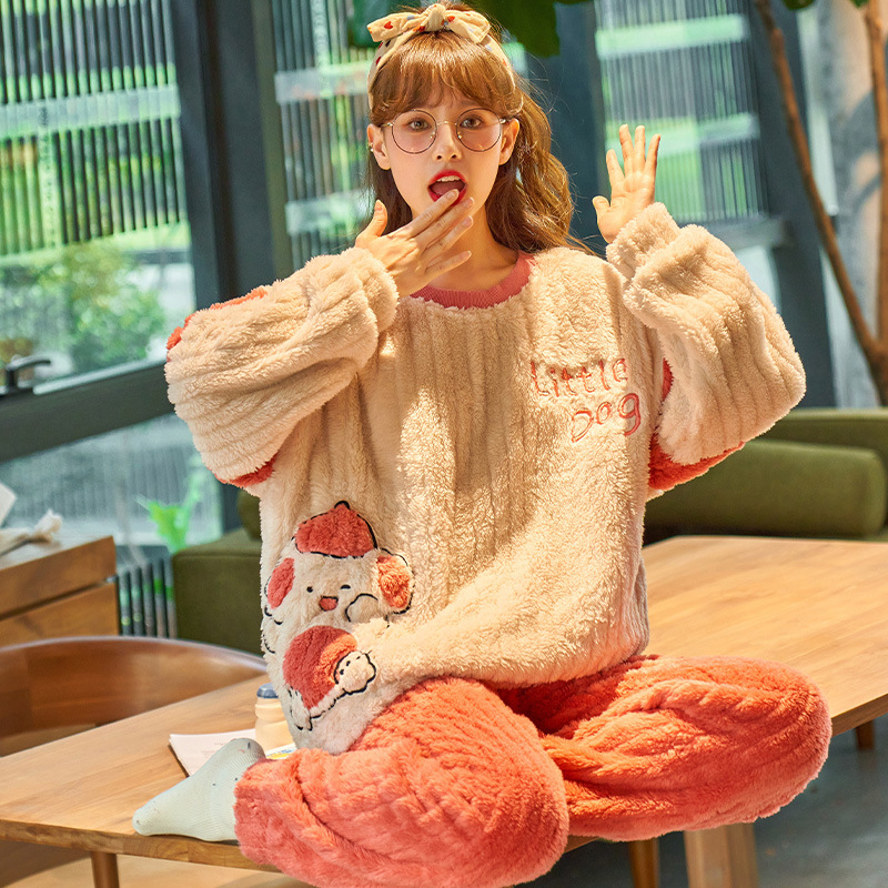 Women's Winter Thickened Flannel Long Pajamas