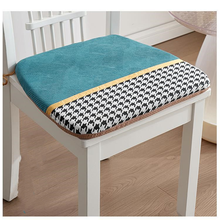 Title 1, Removable And Washable Cushion Houndstooth