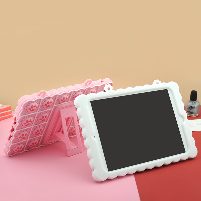 Cartoon Flat Silicone Anti-fall Protective Cover - Image 2