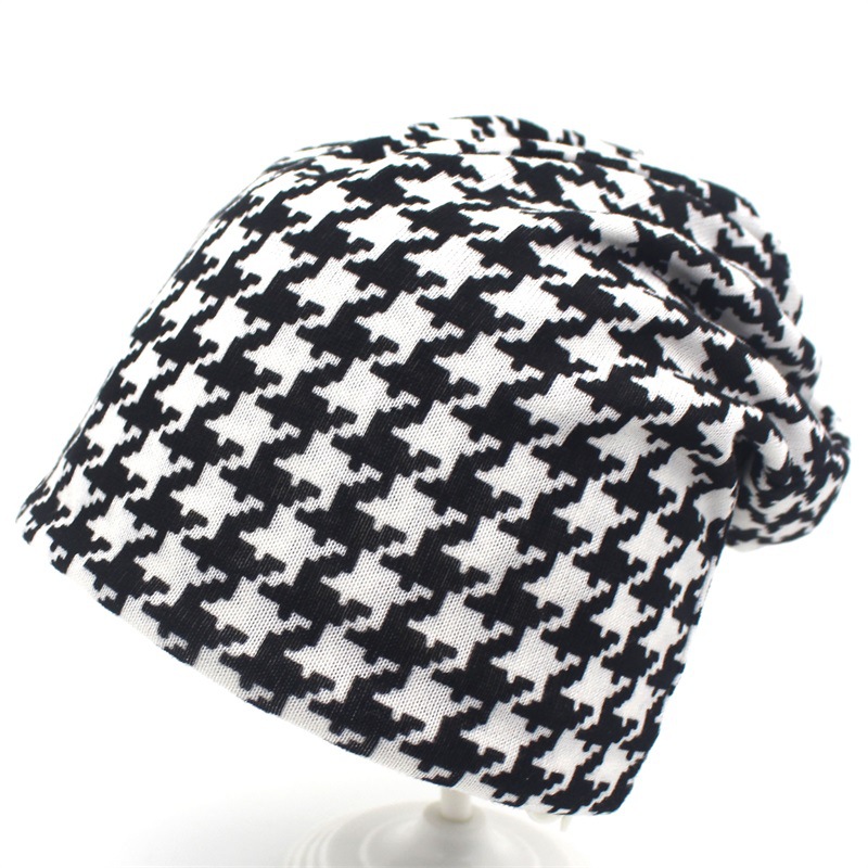 Title 5, Houndstooth hooded light and warm confinement hat