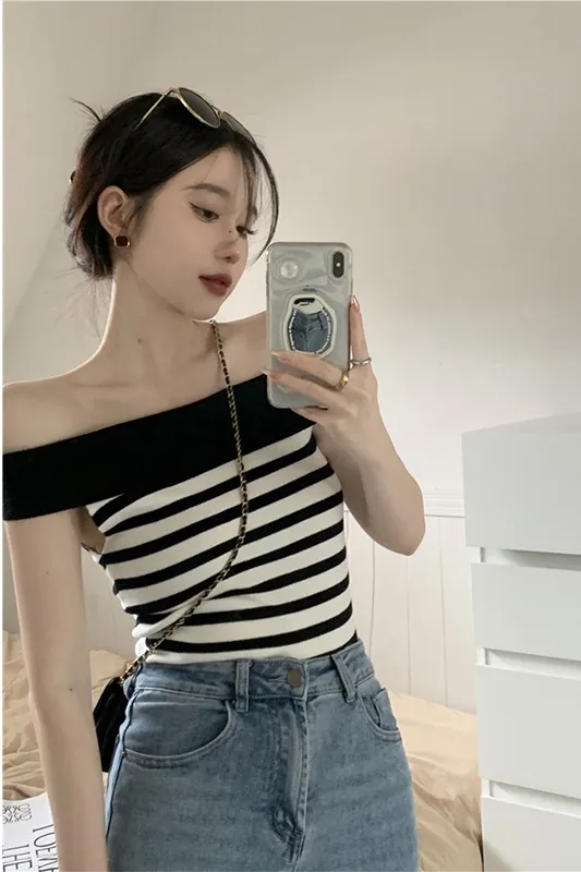 Women's Contrast Color Striped Cropped Slim Knitted Sweater Stripes - Shop at LoveMi