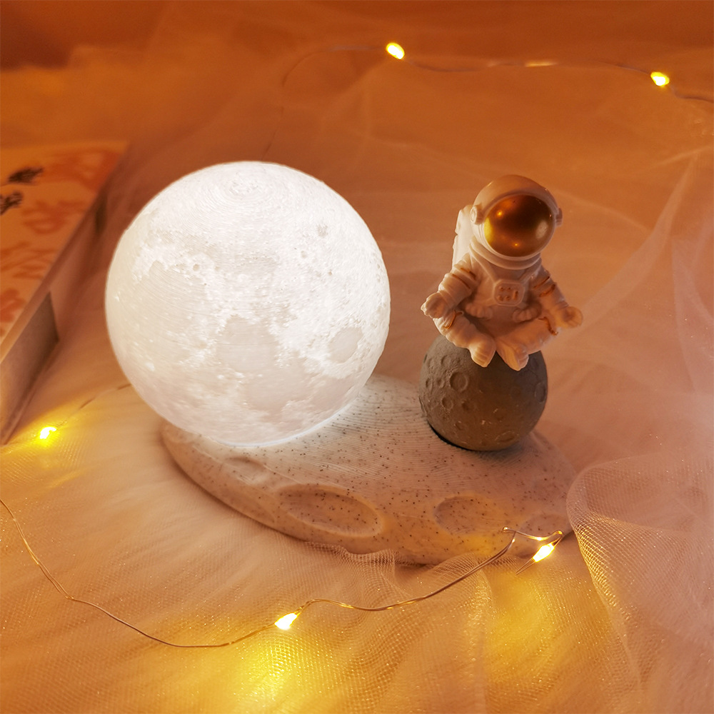 Lunar Night Light, picture 4 of 5