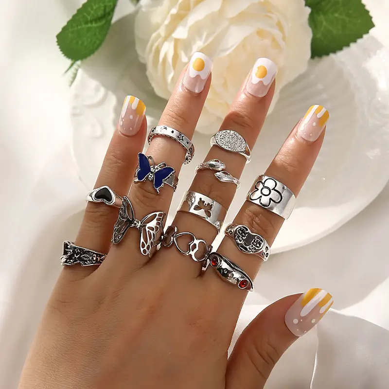 Fashion Dazzling Color Gemstone Butterfly Frog Animal Love 12-piece Ring Female