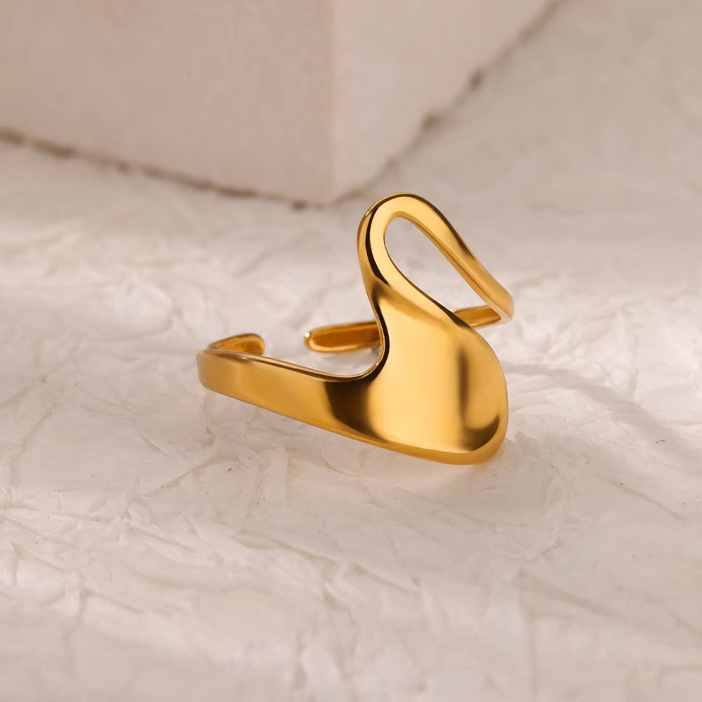 Elegant Delicate Women Band, Irregular Smooth Heart Titanium Steel Ring