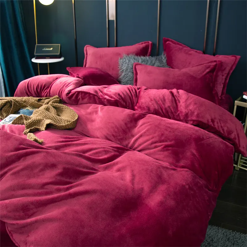 Four-piece Plush Double-sided Fleece Warm Yellow Duvet