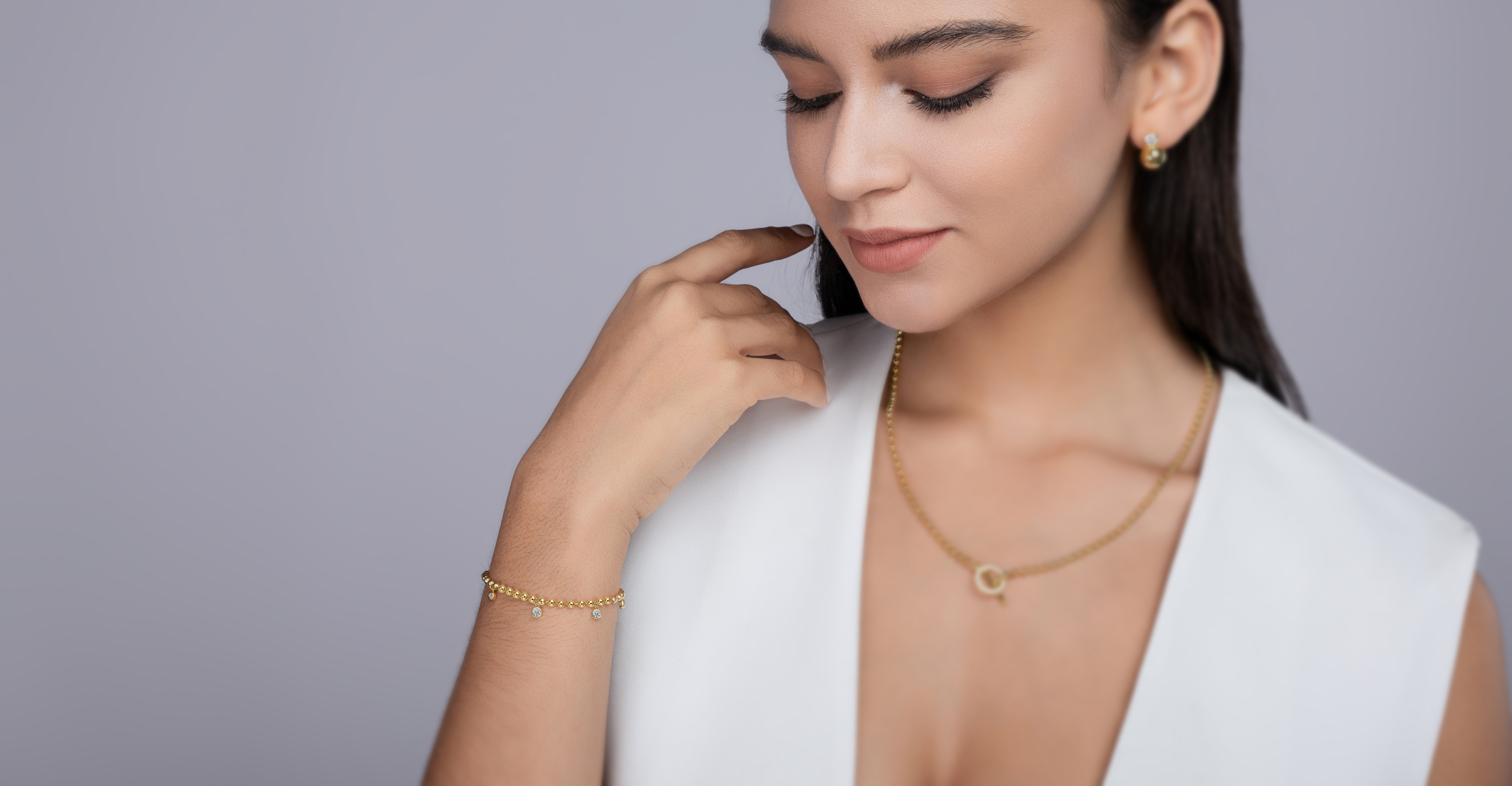 Set With Top-quality Moissanite, This Luxurious And Fashionable Light Luxury Trend Jewelry Silver Bracelet Is S925 Silver-plated With Gold