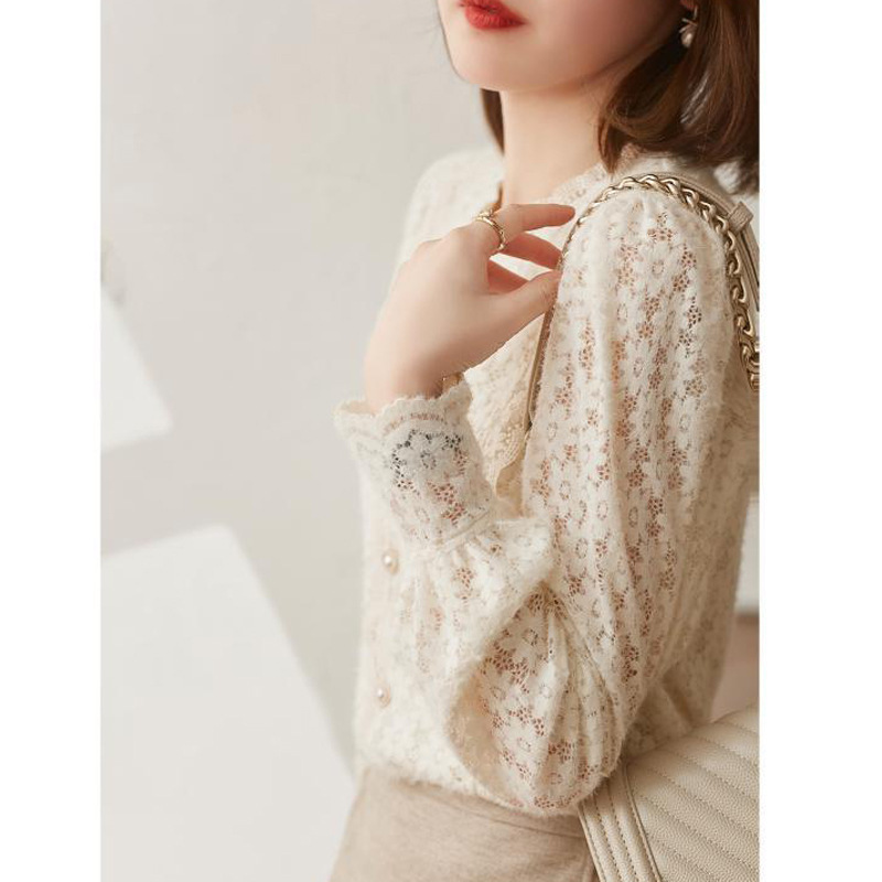 Women's New French Lace Undercoat Top