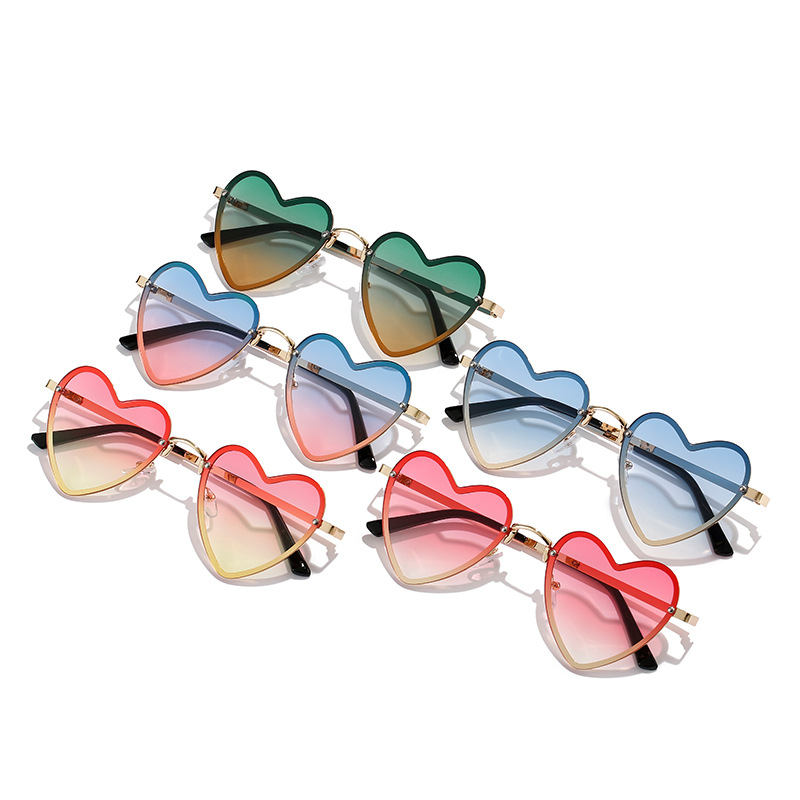 Title 6, Womens Fashion Peach Heart Decorative Sunglasses