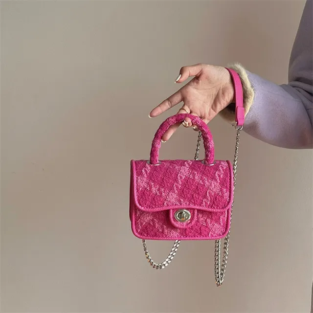 Premium Chain One Shoulder Crossbody Bag Rose - Shop at LoveMi