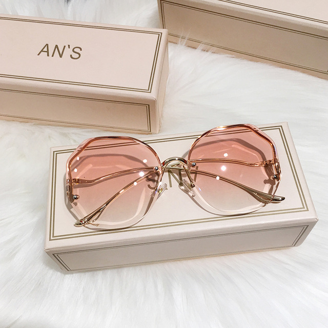 Title 9, Frameless Cut-Edge Tan Gradient Sunglasses