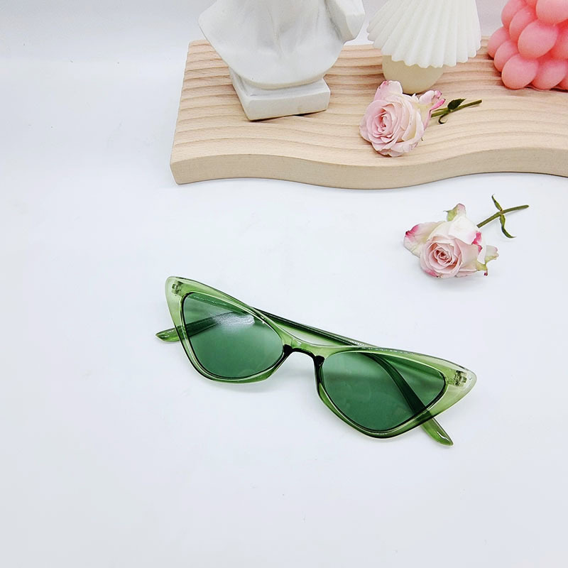 Candy Cat Eye Small Frame Vintage Sunglasses - Image 3