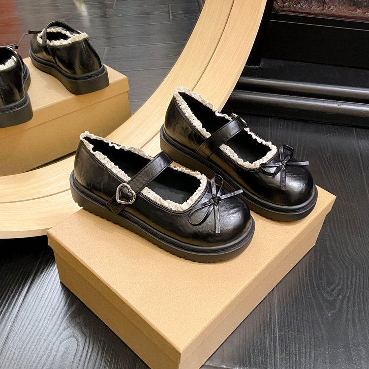 Round Toe Mary Jane Flats