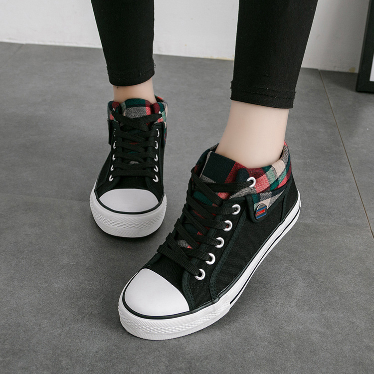 Title 5, Flat mid-to-high women canvas shoes