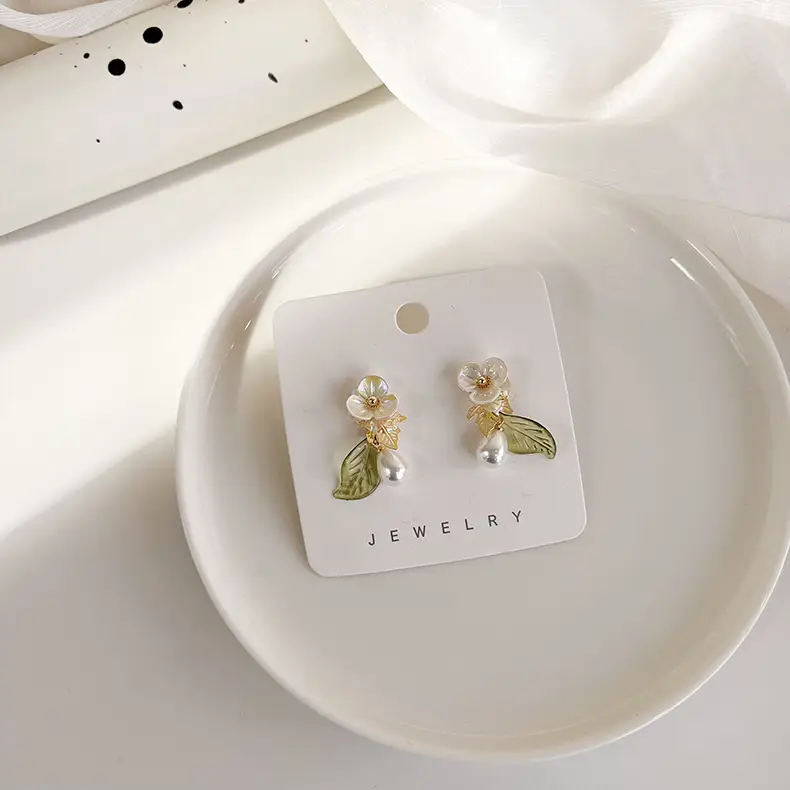 Korean Acrylic Crystal Flower Earrings