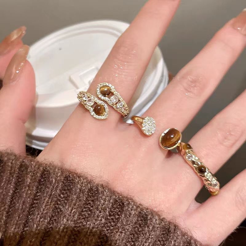 Mocha Brown Serpentine Tiger Eye Alloy Ring For Women, Unique Vintage Design, Luxury Light Luxury Adjustable Index Finger Ring