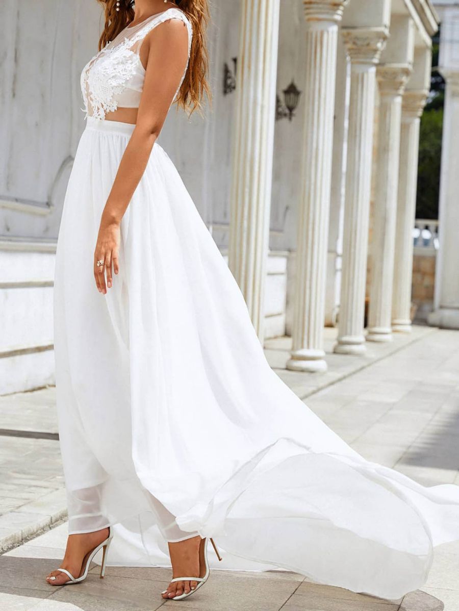 Title 4, Abito da sposa lungo con strascico in chiffon e...