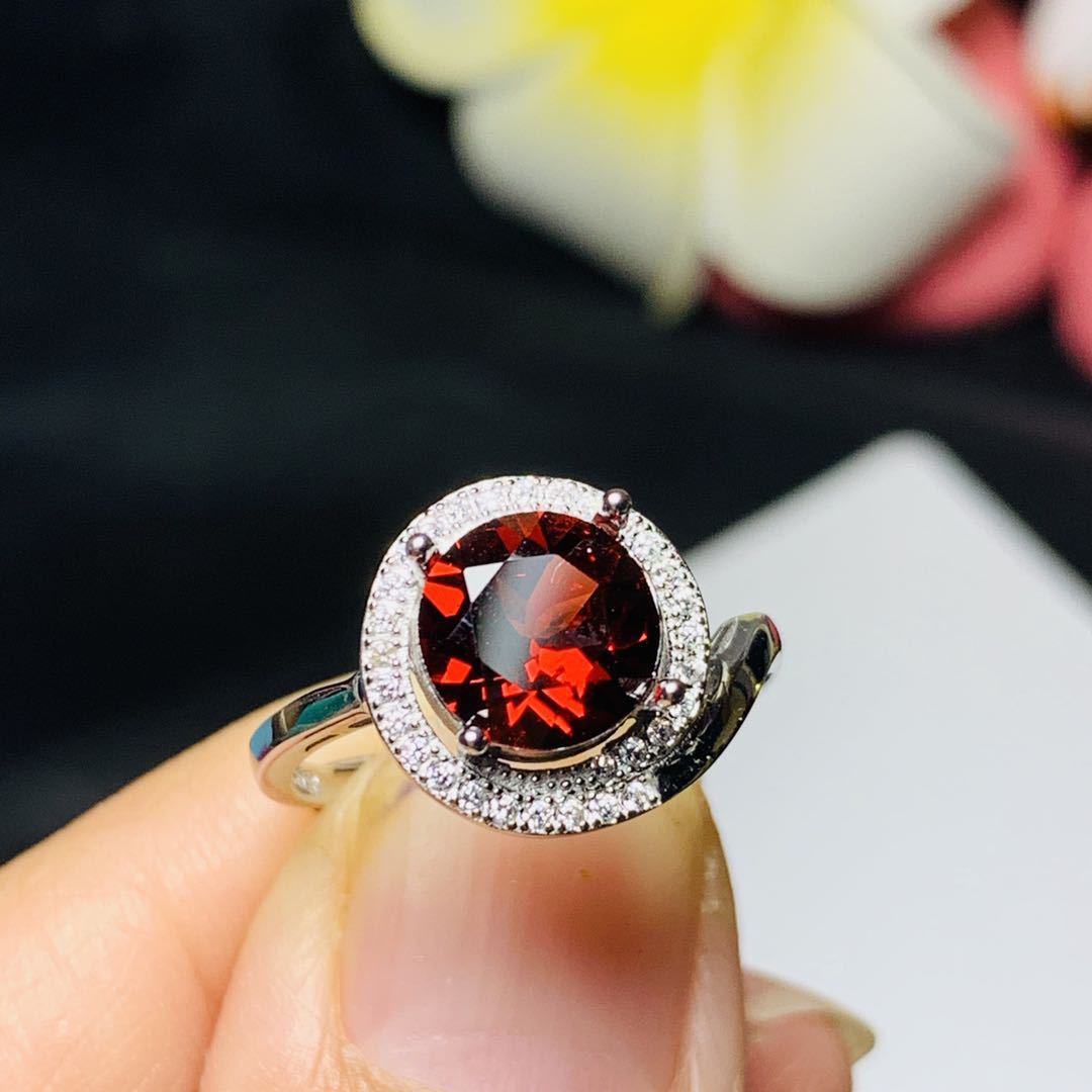 Women's Fashion Personalized Garnet Ring