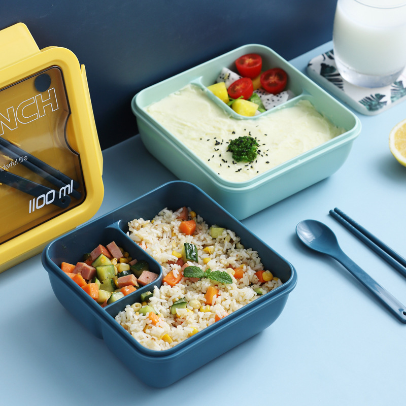 Title 3, Large-capacity lunch box with rectangular micro...