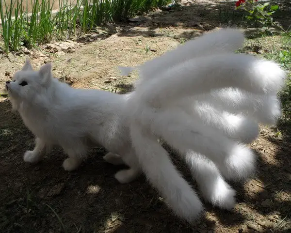 Simulation Nine-tailed Medium Fox Standing White