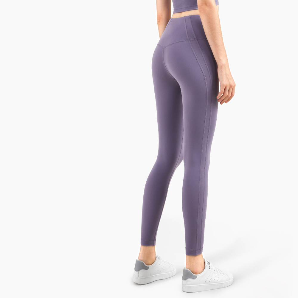 Title 7, Shape and Slim high waist leggings met perzikef...