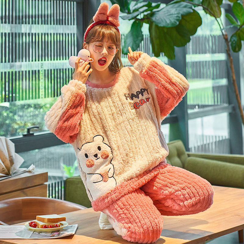 Women's Winter Thickened Flannel Long Pajamas
