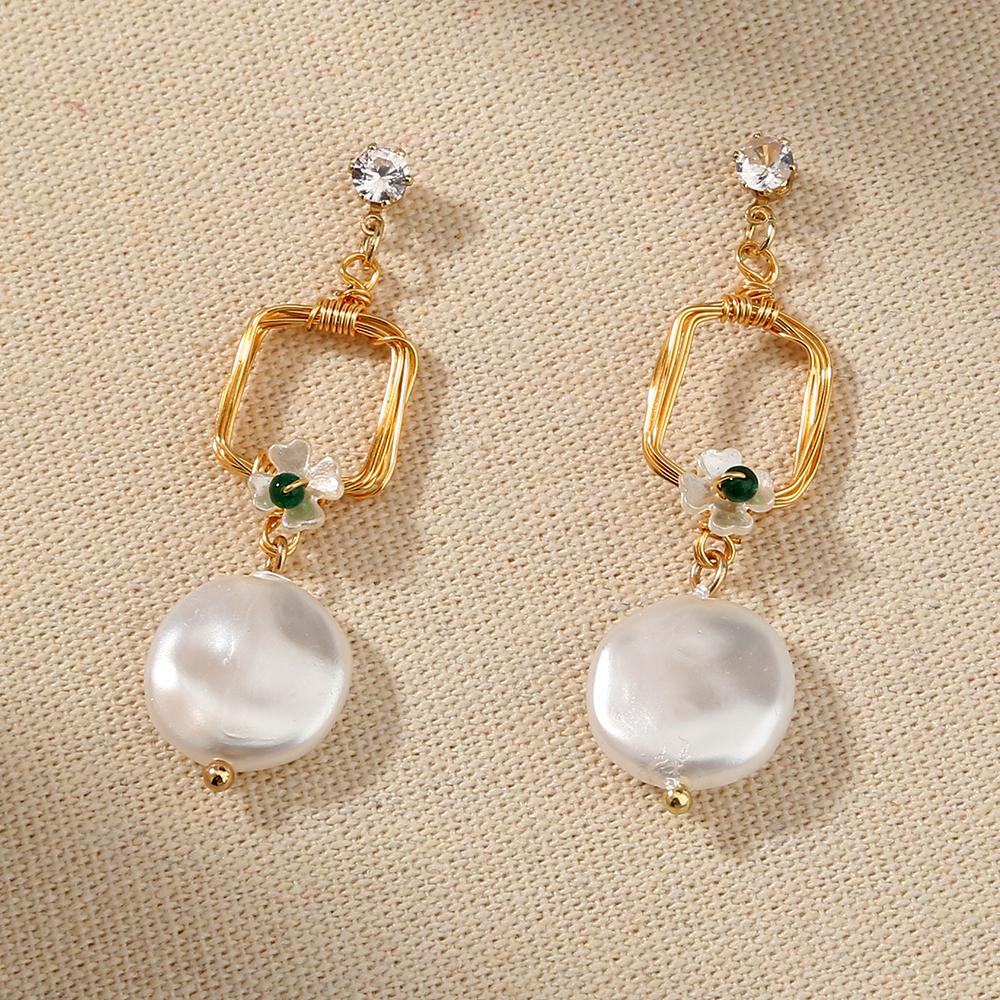 Elegant temperament ladies jewelry long geometric baroque pearl earrings earrings creative stitching earrings