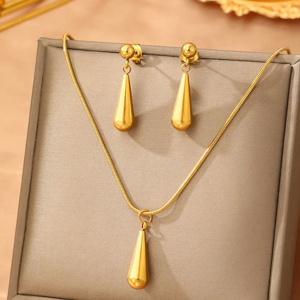 Women Gold Teardrop Jewelry Set Snake Chain