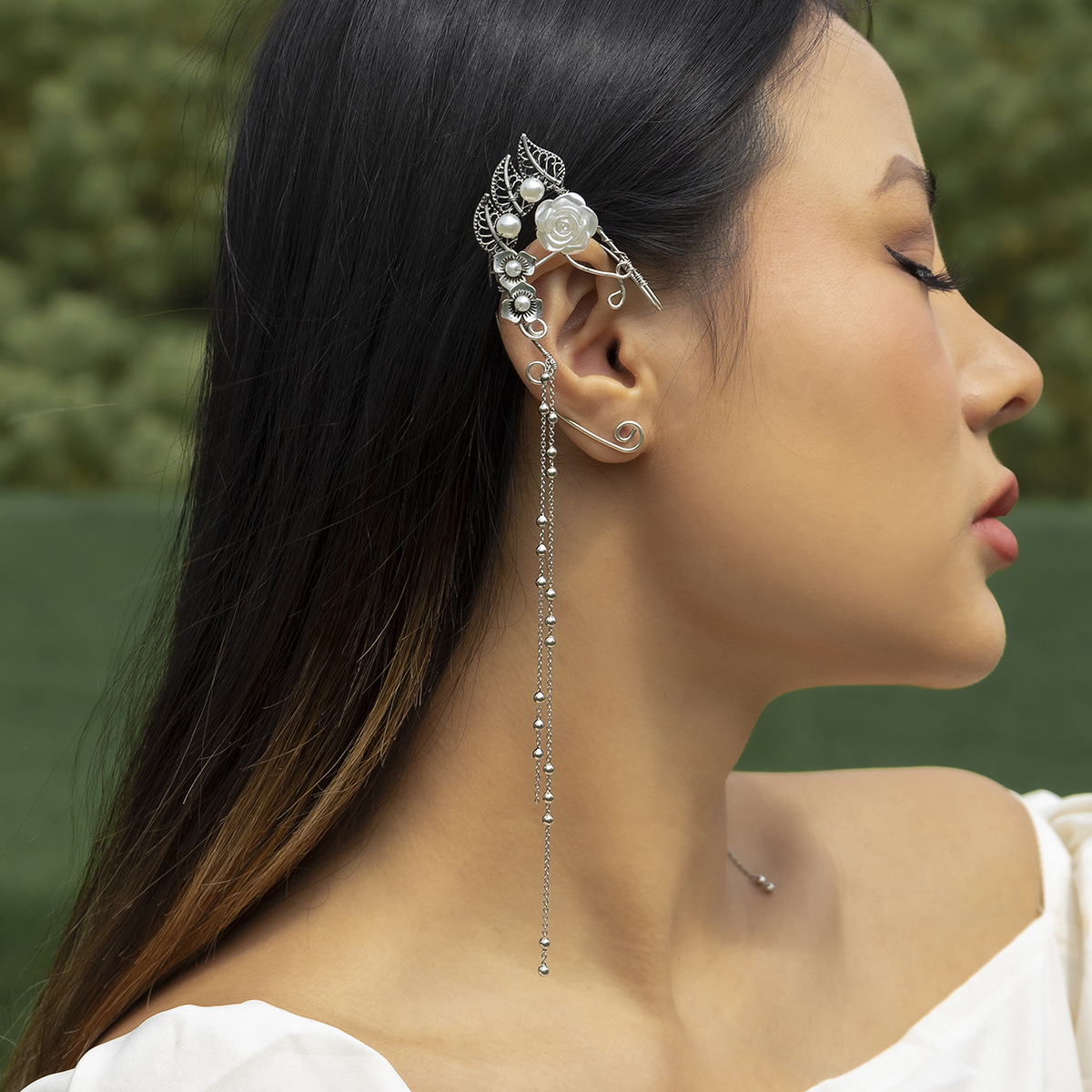 Vintage Ear Hole Free Flower Fringe Bone Clip