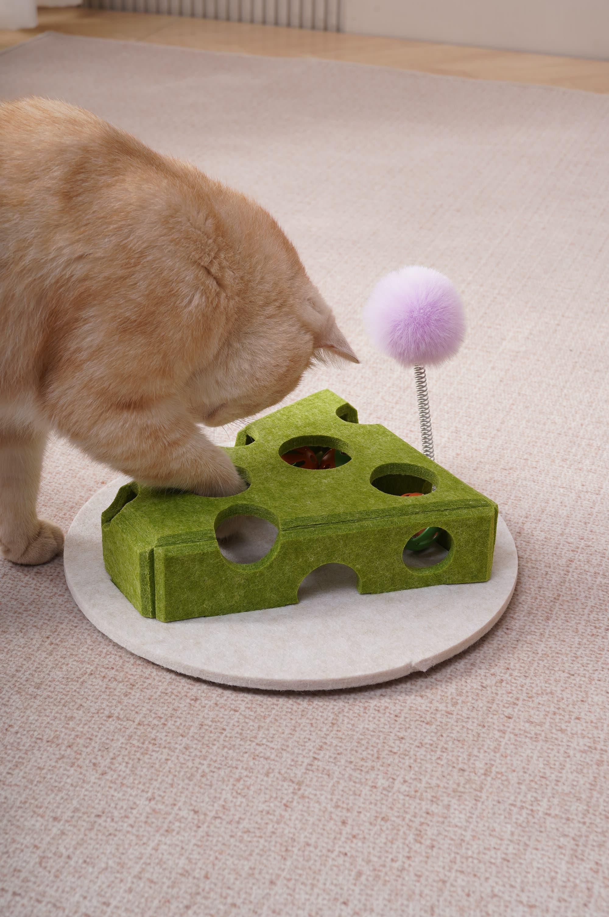 Cat Puzzle Toy With Ball And Spring-loaded Wand Felt Indoor Cat Toy Box Suction Cup Base Treat Puzzle Helps Cats Play Independently And Improves Their Intelligence.